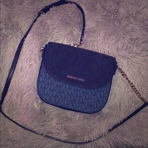 New Michael Kota Crossbody